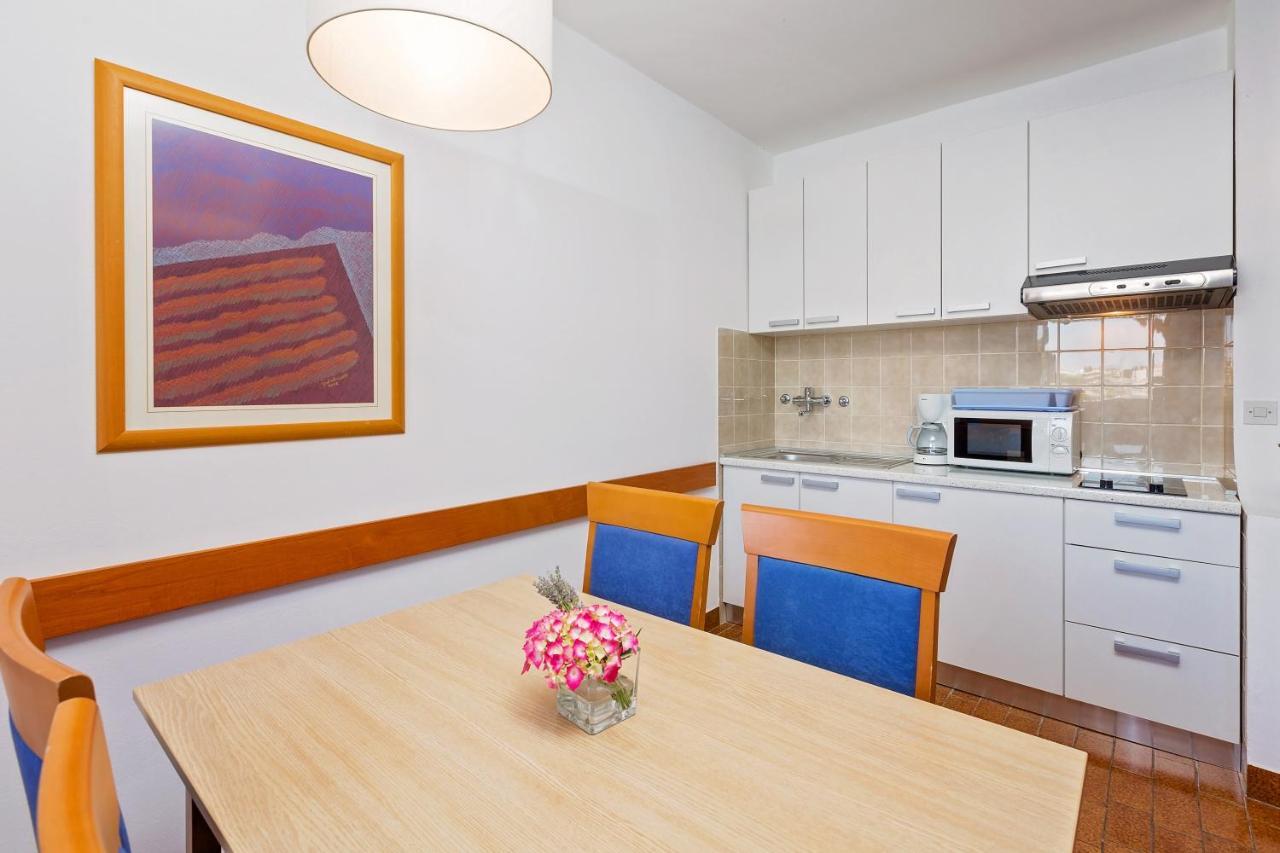 Maistra Select Riva Apartments 브르사르 객실 사진