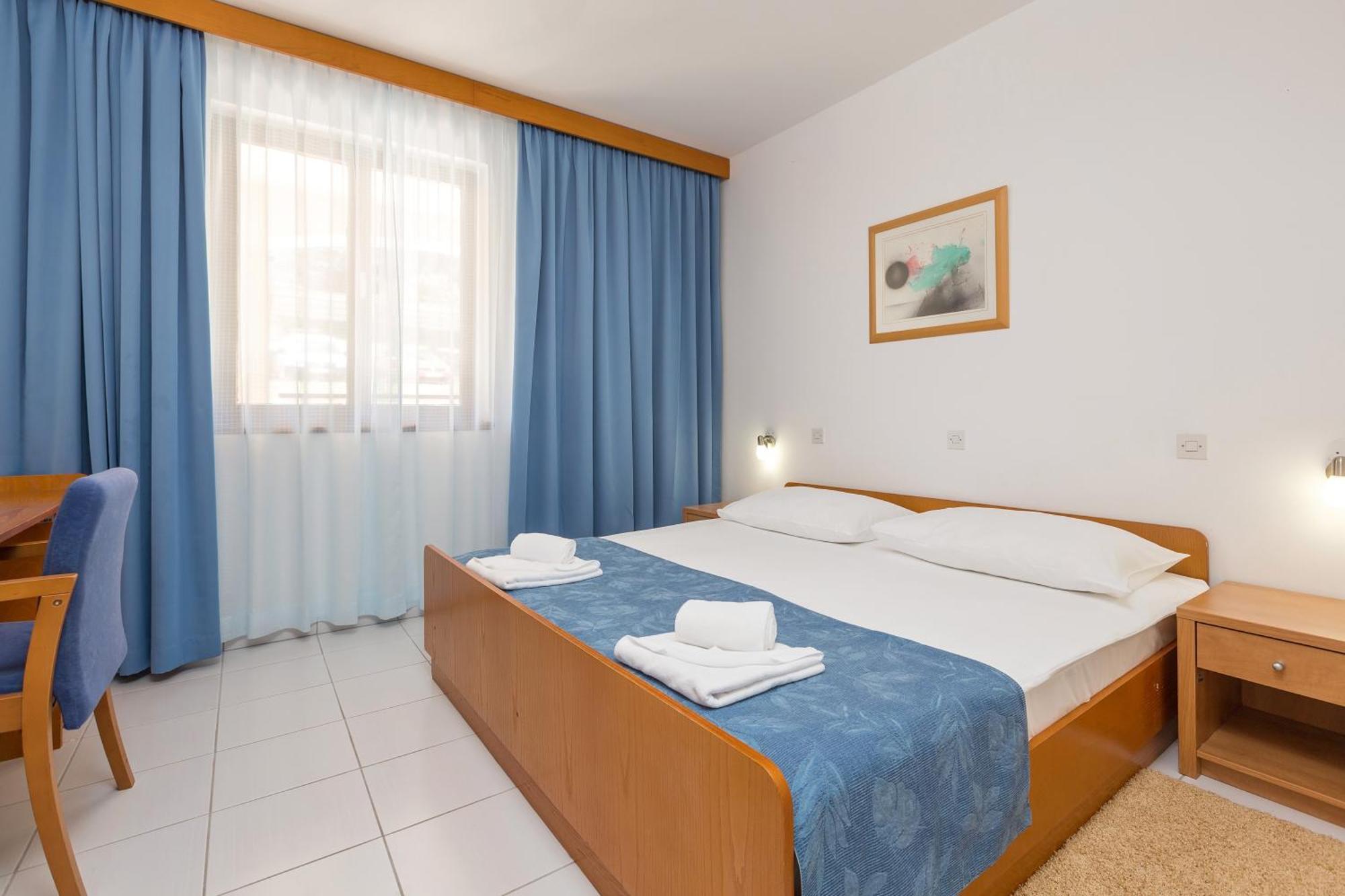 Maistra Select Riva Apartments 브르사르 객실 사진